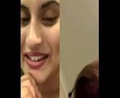 Desi Girl tallking on Live Cam shows big tits and deep cleavage from jazmin chodhuri bangla tallking