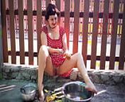 Retro maid prepares potatoes for dinner. Vintage performance. Full video from regina full nude