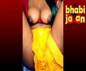 Saree wearing South Bhabi opens blouse and shows boobs, from bihari aunty saree open nud