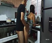 They can't stand the urge to fuck even in the kitchen from amateur kitchen