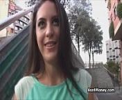 Spanish waitress earns fast cash in the elevator from phonerotiac comx bagla video gana com