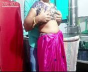 Real Indian kamvali Bai maid kitchen hard sex by house owner Hindi audio from maid fucked owner leaked home sex