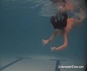 Erotic underwater show of Natalia from boys swimming pool bathing