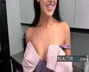 Real Estate Agent Evelin Persuades RICH Client To Being Her Sugardaddy from property