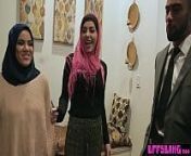 Muslim teen bride and her arab BFFs fuck a BBC stripper from sigis arabi