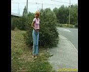 Crazy pee girl pissng hard sex from girl pee in road