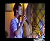 Atfi Aslam Singing Gulabi Aankhein!!! from aslam b