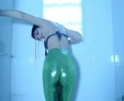 Mermaid's Desperate Lesson About Having Legs - Pee wetting cosplay fetish Peeing in leggings tights from non nude junior models cameltoe