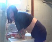 Humping and Fucking My Running Dryer from deflower porn