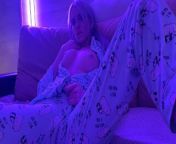 Дрочка, сексуальной, молодой блондинки в милой пижаме закончилась настоящим оргазмом🥵 Порн. from asin cum shoot images