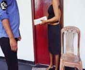 ගෙදරට පත්තරේ ගේන අයියගේ වල්කම Sri Lanka Sex newspaper delivery guy fuck home alone teen Free XXX from sexil1